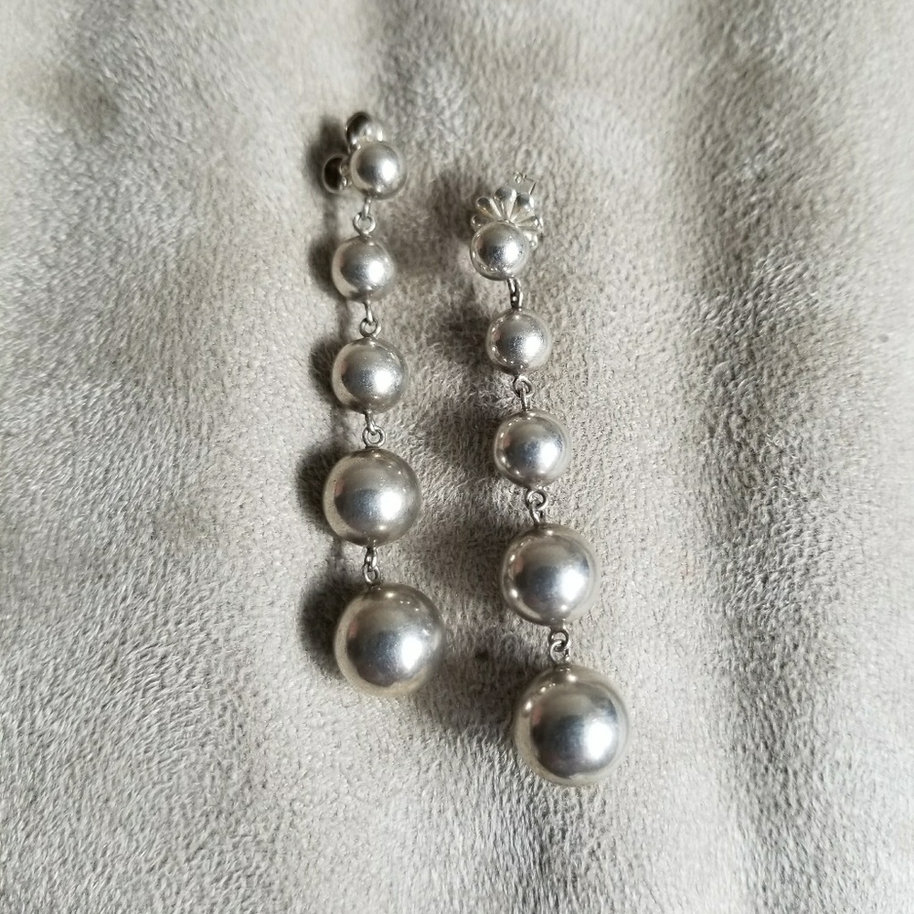 Tiffany Graduated Bead Drop Earrings